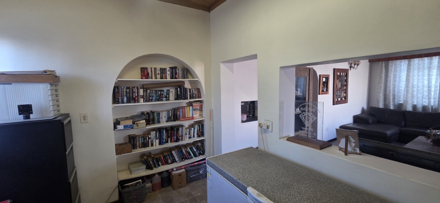 4 Bedroom Property for Sale in Rhodesdene Northern Cape